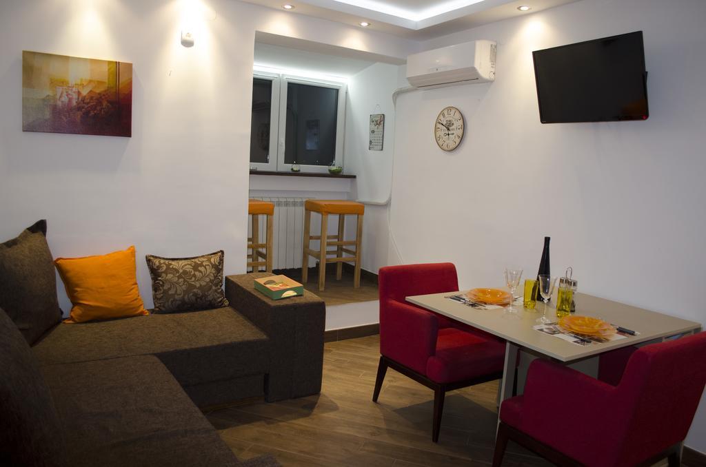 Nikola's Apartment Beograd Bagian luar foto
